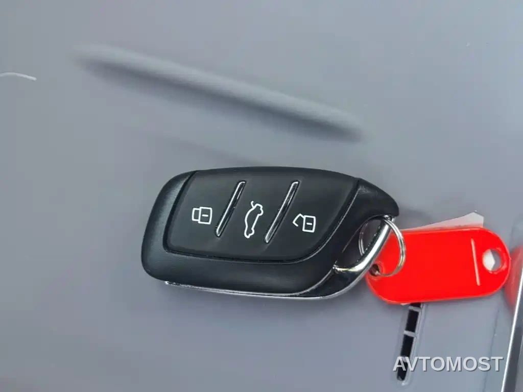 Roewe M7 DMH 2025 Base — фото 9