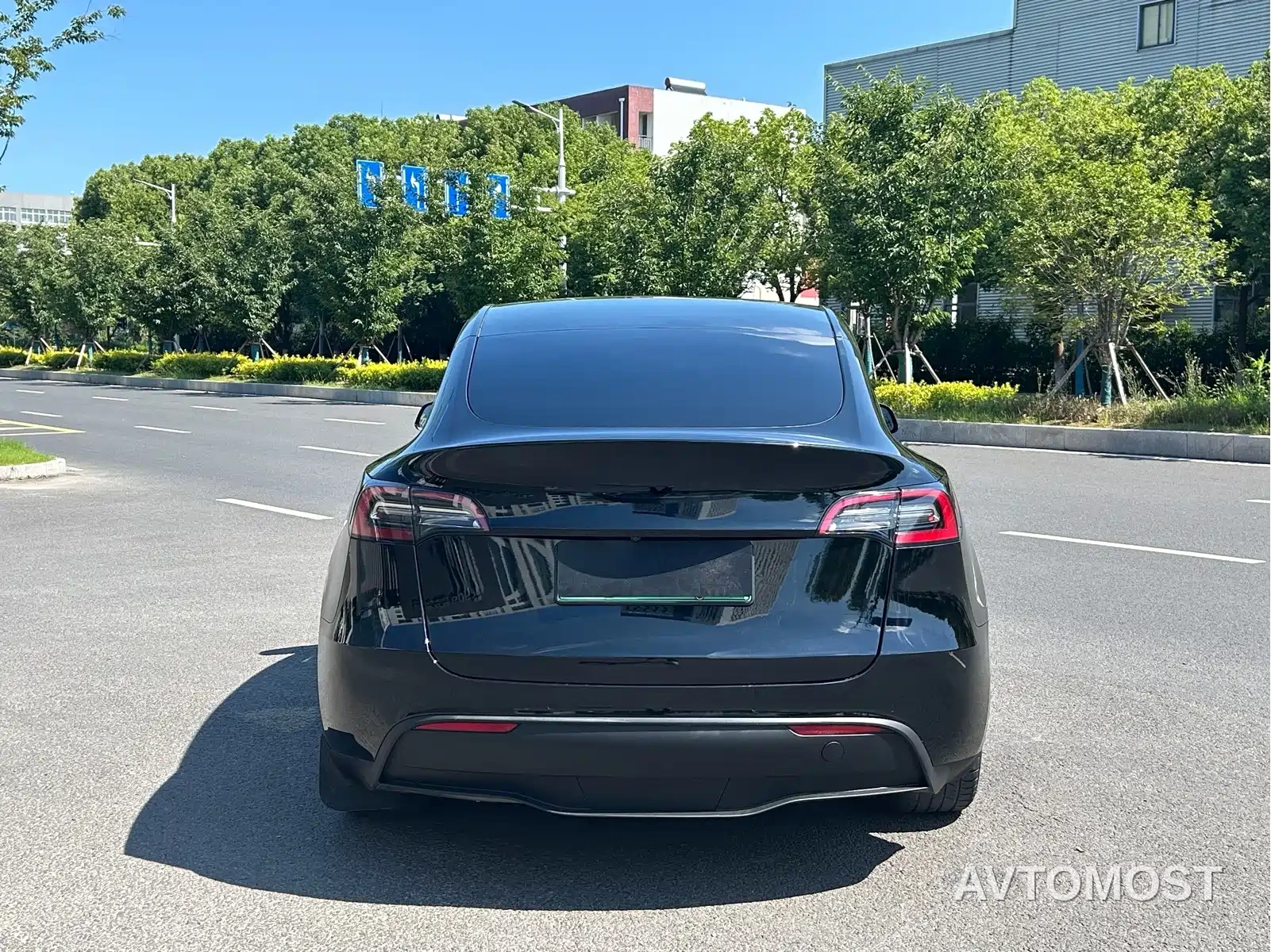 Tesla Model Y 2021 Standard Range Rear-Wheel Drive — фото 9