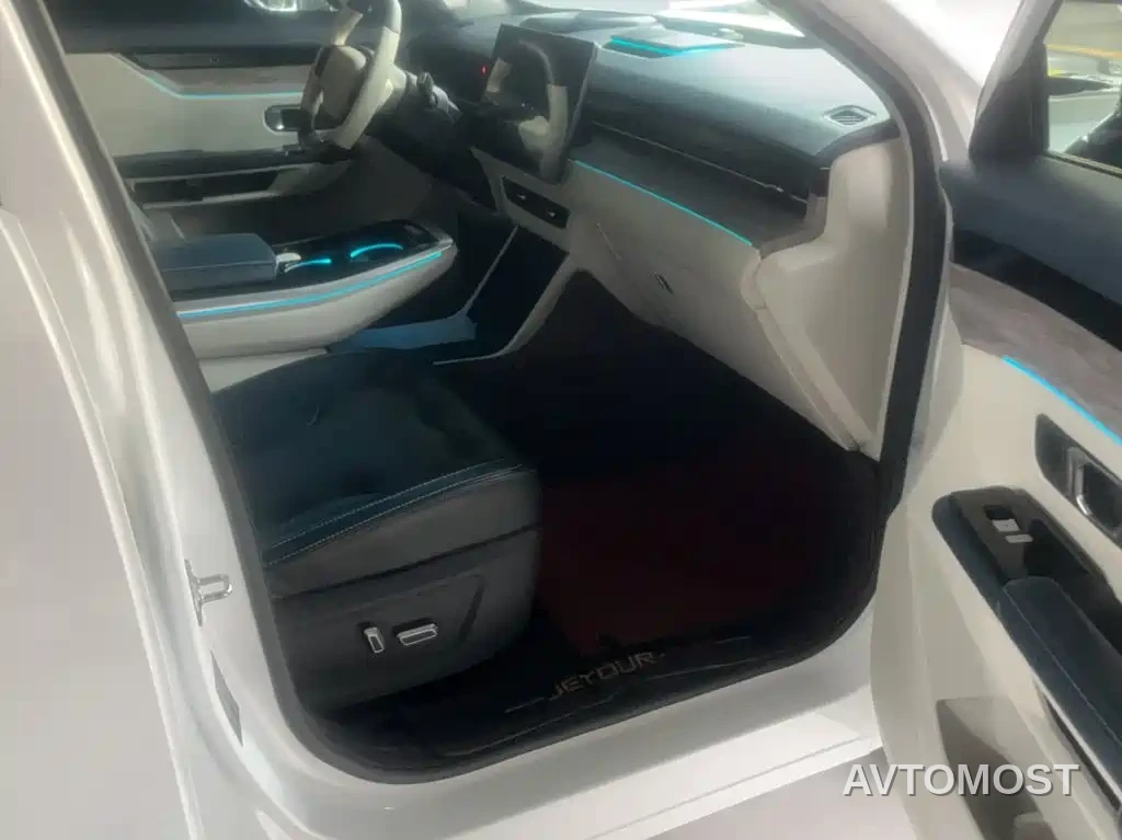 Jetour Dasheng i-DM 2023 1.5T DHT Lightning 02 — фото 15