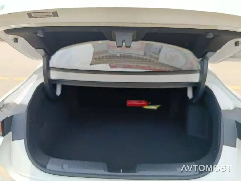 Changan Qiyuan A05 2024 Deluxe Edition 70 Surpass — фото 4