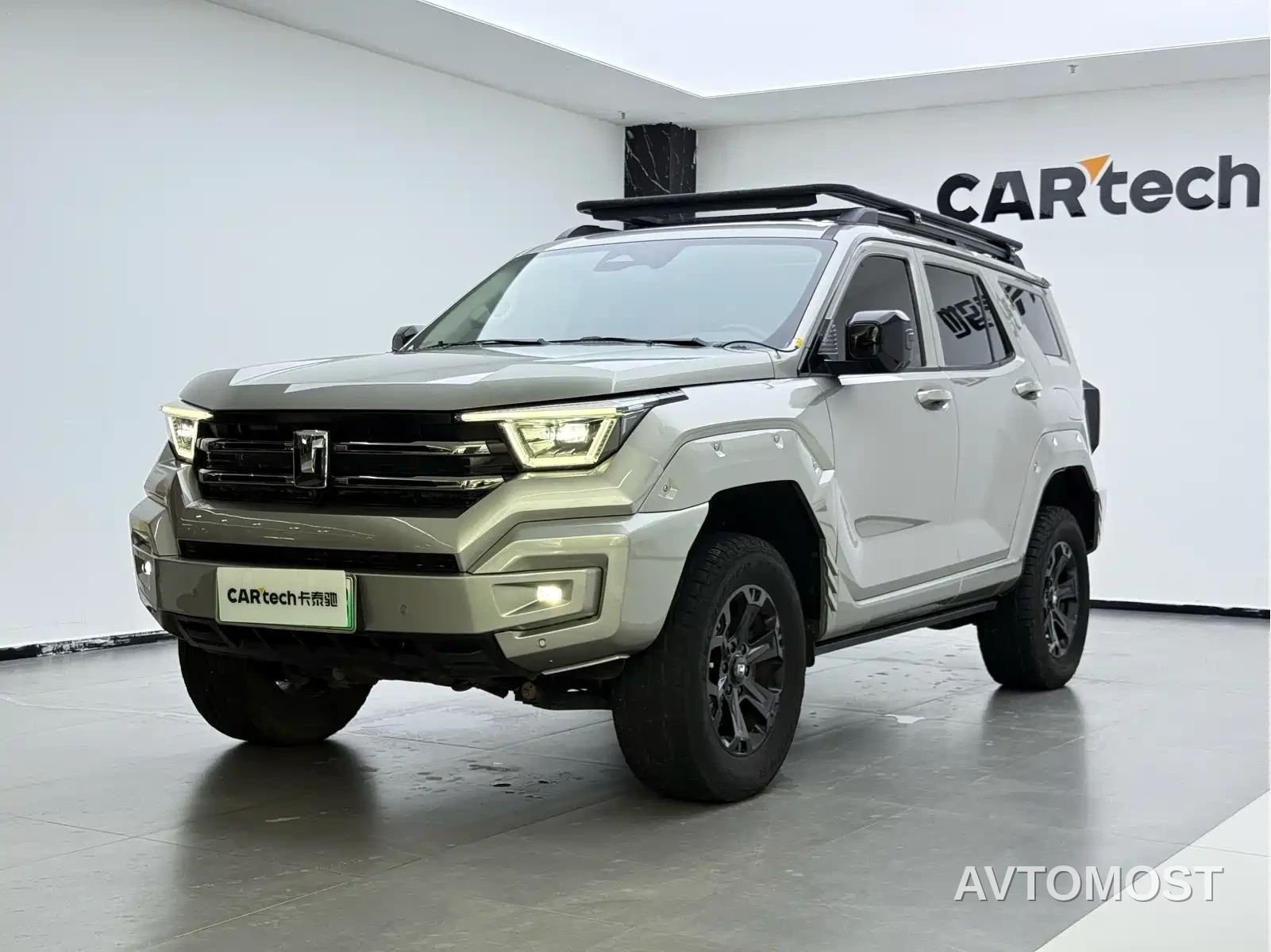 Tank 400 New Energy 2024 Hi4-T Off-Road Edition — фото 1