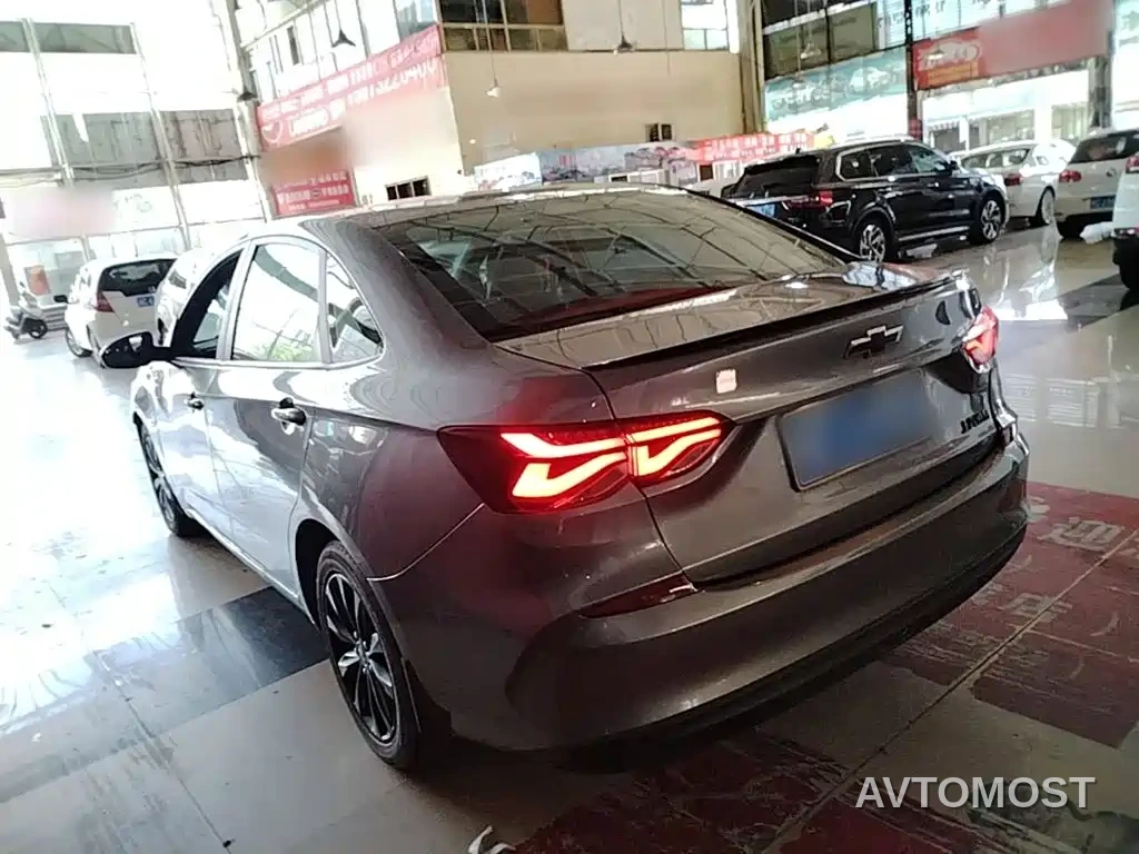 Chevrolet Monza 2020 Mild Hybrid Redline 320T Dual-Clutch Joy Edition — фото 5