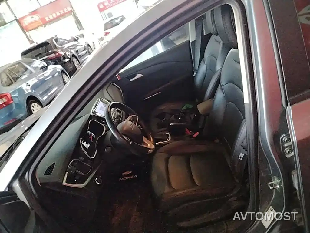 Chevrolet Monza 2020 Mild Hybrid Redline 320T Dual-Clutch Joy Edition — фото 15