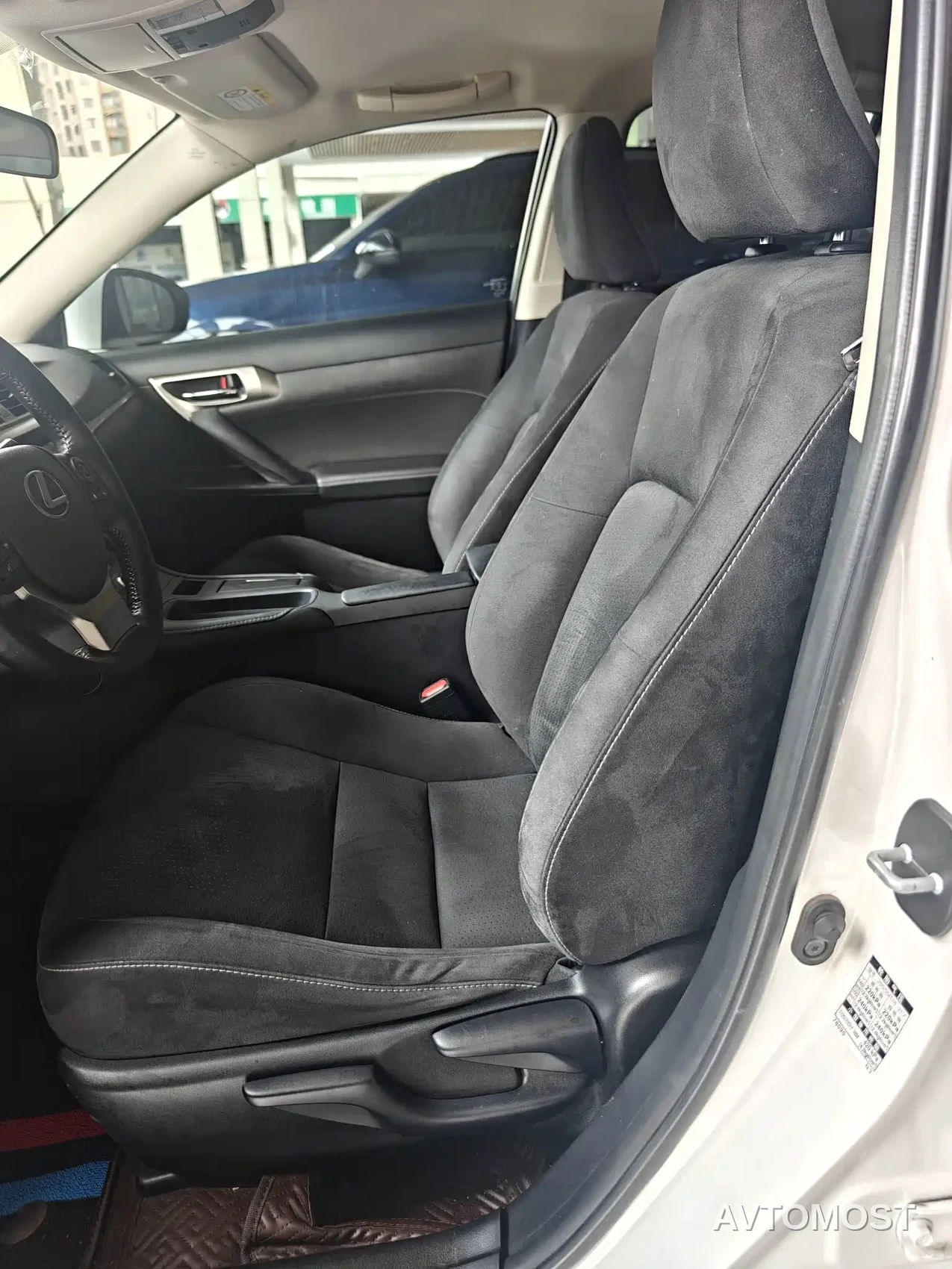 Lexus CT 2020 CT200h F SPORT Dual Color — фото 5