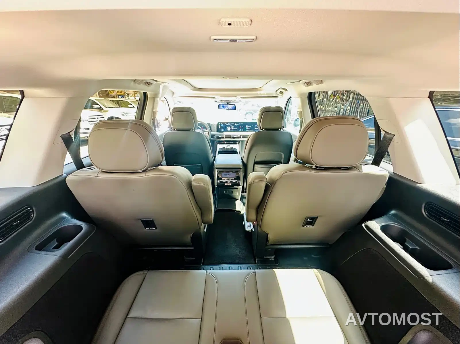 Lincoln Aviator 2024 3.0T V6 AWD Elegance Edition 6-Seater — фото 15