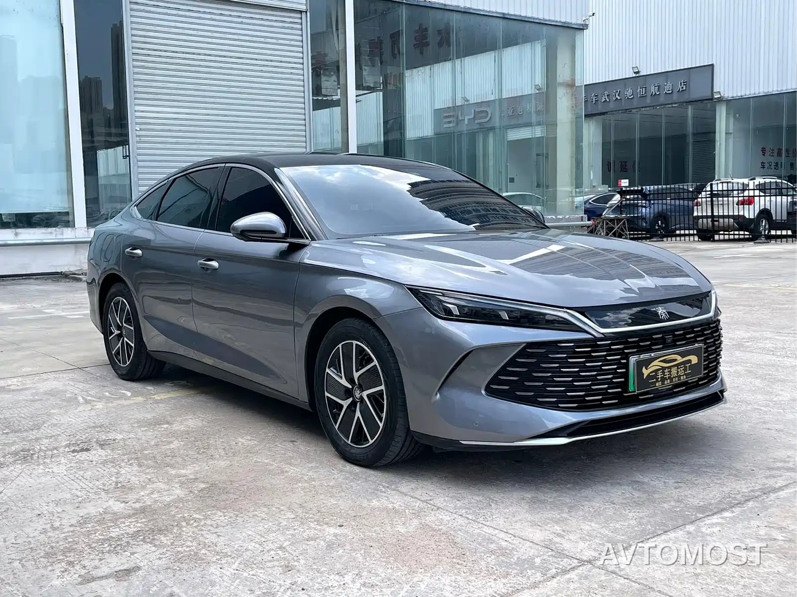 BYD Qin L 2024 DM-i 80KM Superior — фото 3