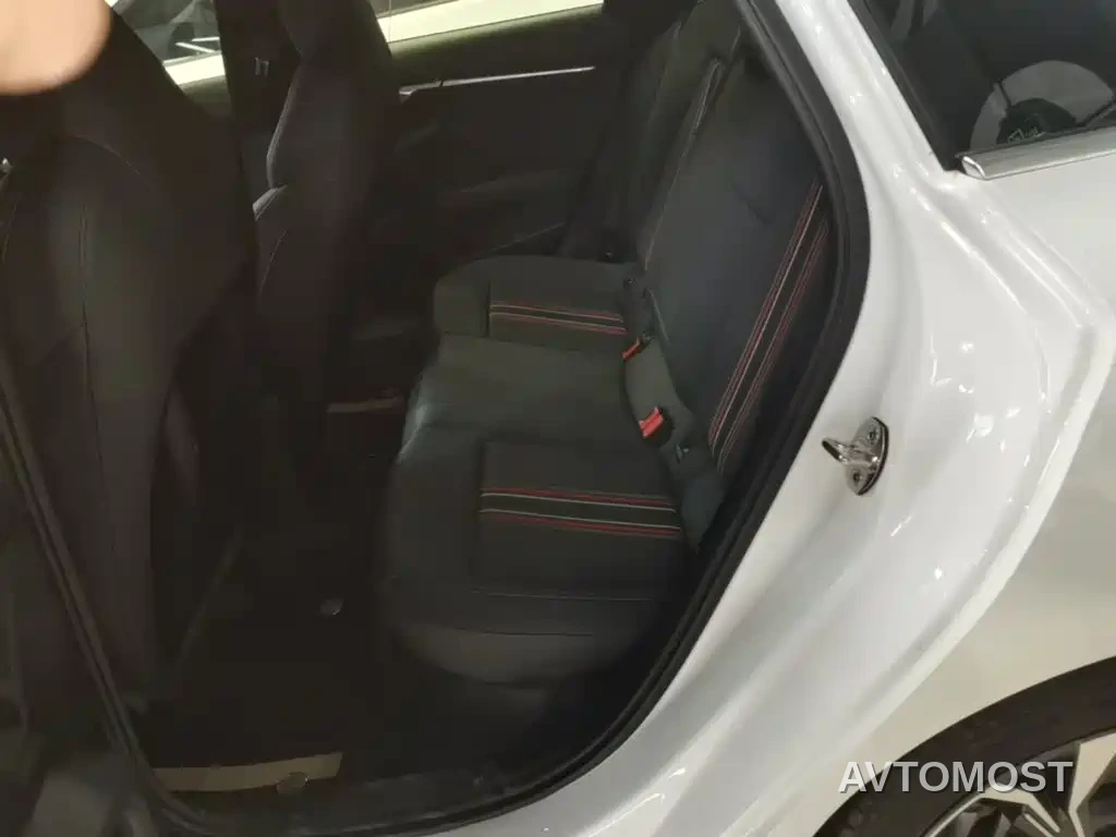 Audi A3 2021 Sportback 35 TFSI Fashion Sport — фото 17