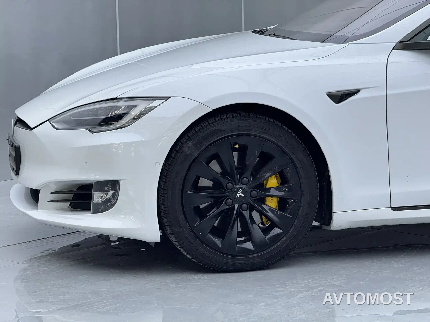 Tesla Model S 2020 Long Range Upgrade — фото 5