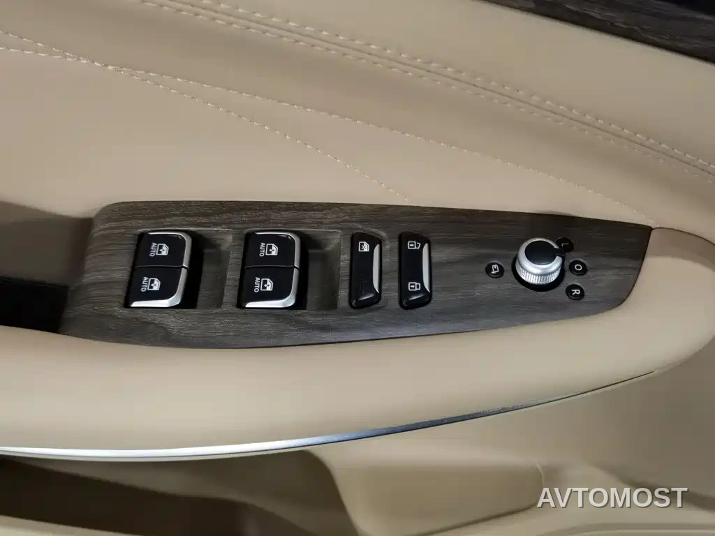 Landian E5 2023 1.5L DE-i 100KM Enjoyment 5-Seater — фото 8