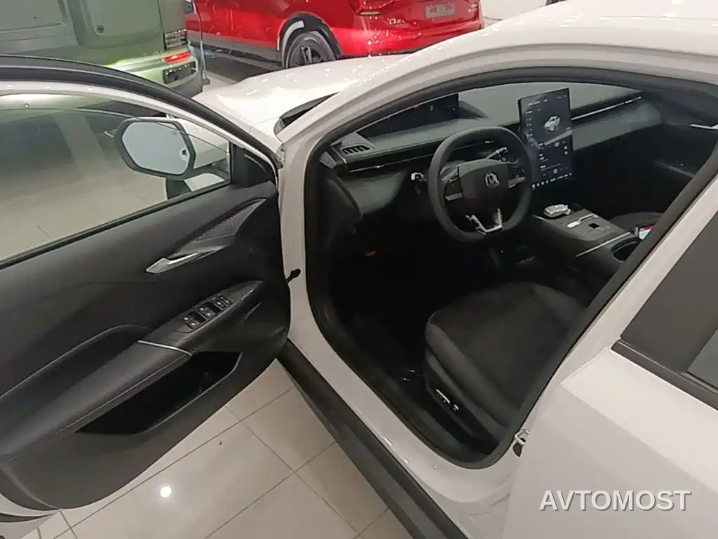 Changan Eado PHEV 2025 Smart New Blue Whale 145KM High-Performance Edition — фото 15