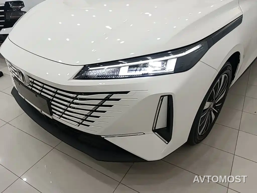 Changan Eado PHEV 2025 Smart New Blue Whale 145KM High-Performance Edition — фото 23