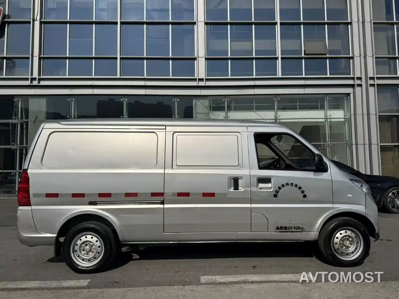 Wuling EV50 2020 Pure Electric Logistics Van Penghui Non-Heated Battery — фото 5