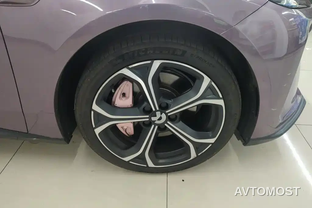 NIO ET5T 2024 75kWh Touring — фото 5