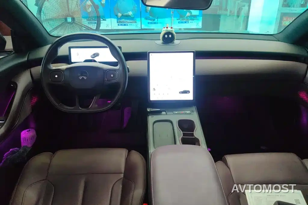NIO ET5T 2024 75kWh Touring — фото 11