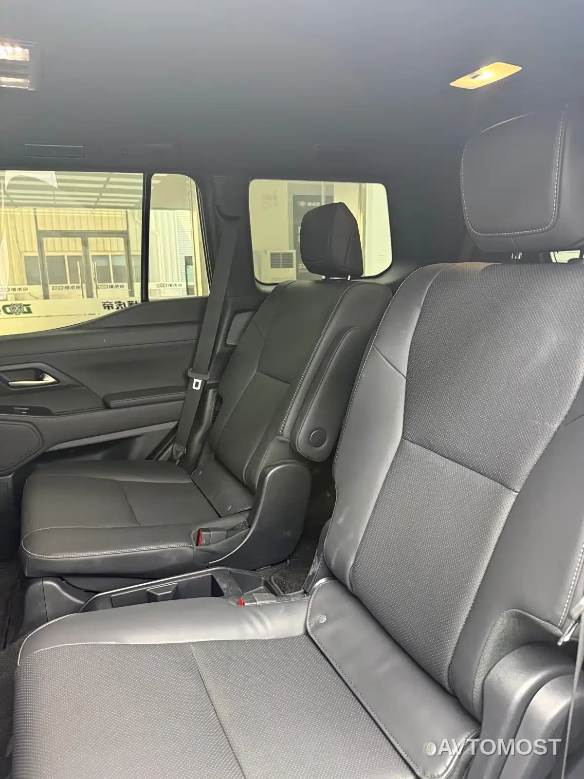Lexus GX 2024 Pioneer Edition — фото 10