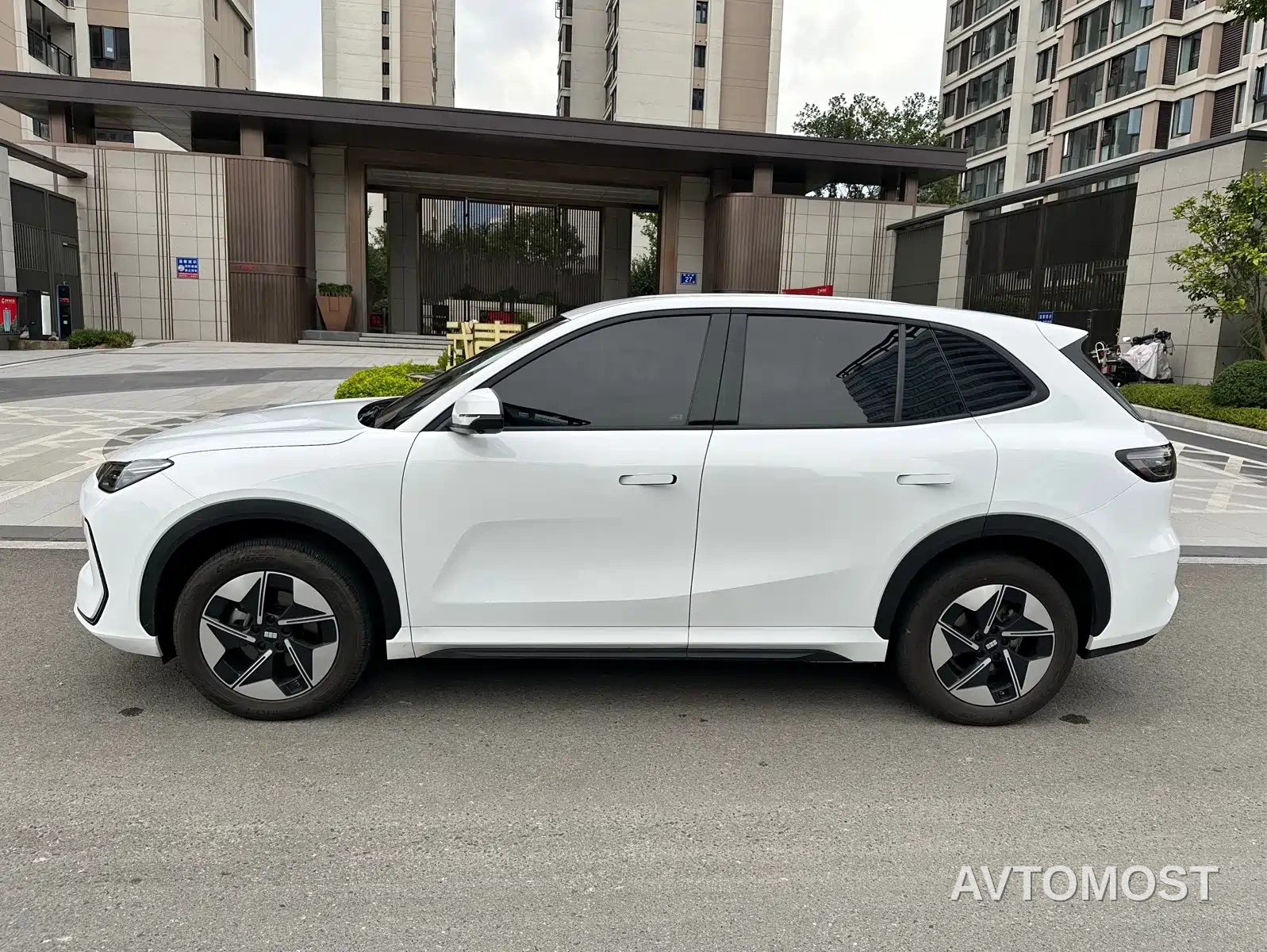 Geely Galaxy E5 2024 440km Start Edition — фото 3