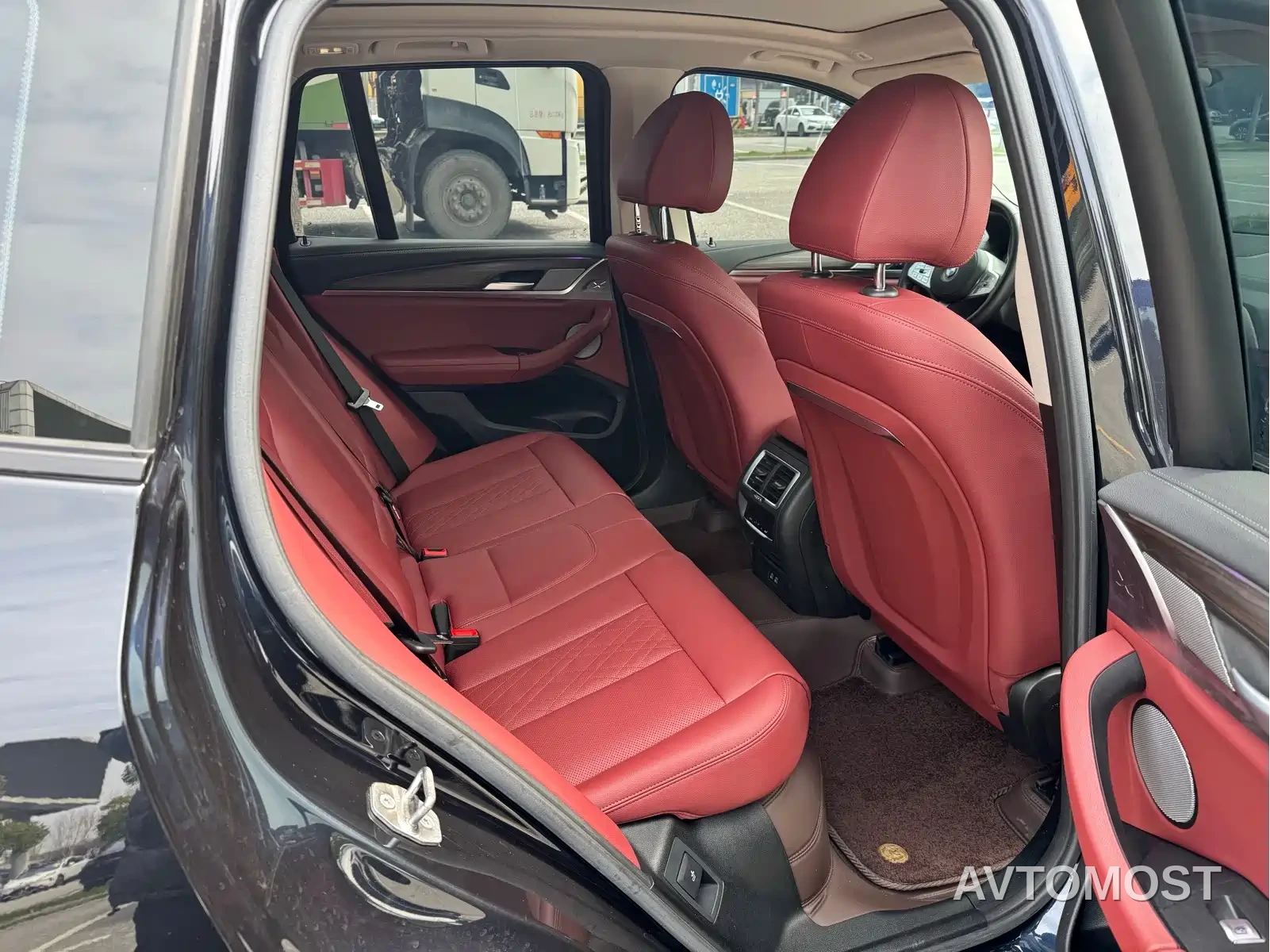 BMW X3 2022 Facelift xDrive30i Leading M Shadow Edition — фото 6