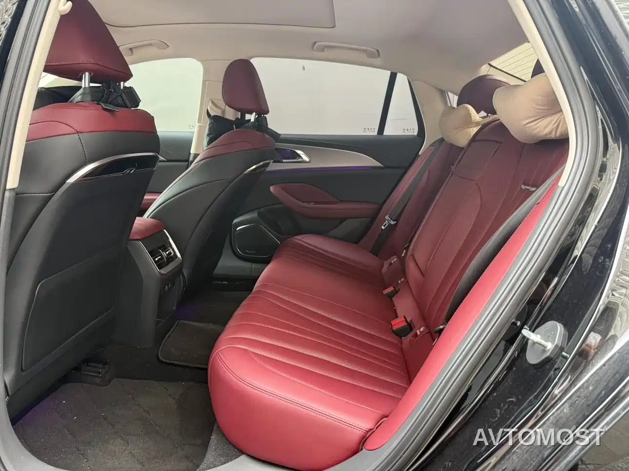 Hongqi H5 2023 2.0T Auto Smart Connect Flag Comfort — фото 3