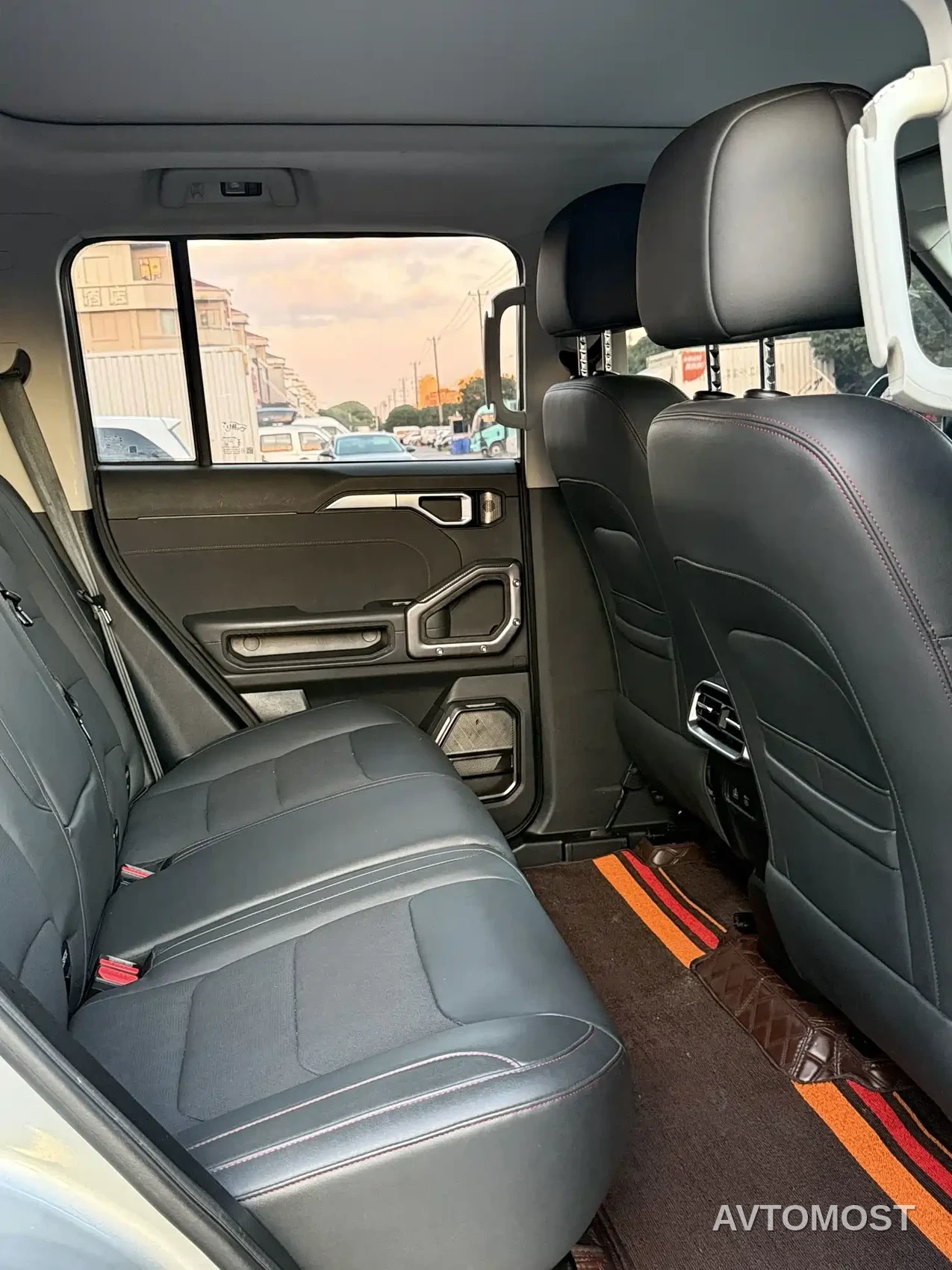 Jetour Traveler 2023 2.0T 4WD Conquest — фото 9