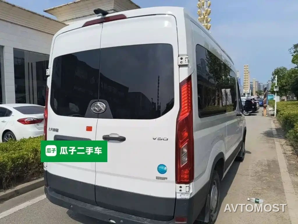 SAIC Maxus Xintu V90 2022 2.0T Manual Zhiyun King RWD Long Wheelbase High Roof Single Rear Tire 6/7-Seater — фото 10