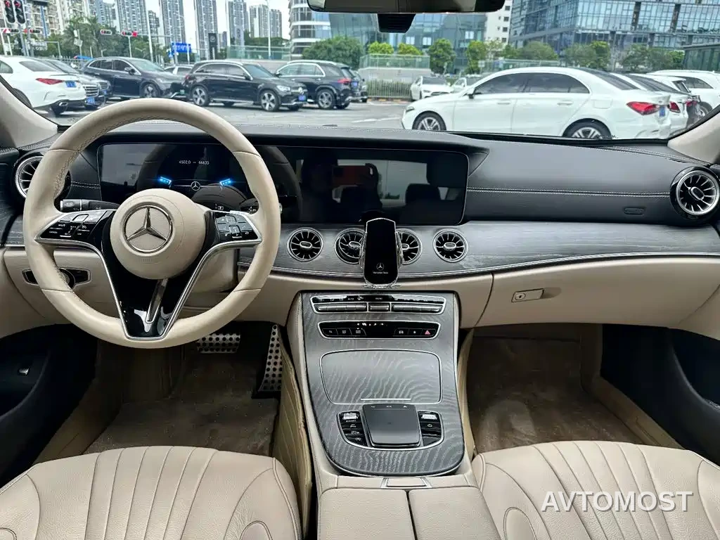 Mercedes-Benz CLS 2023 Facelift CLS 300 Luxury — фото 11