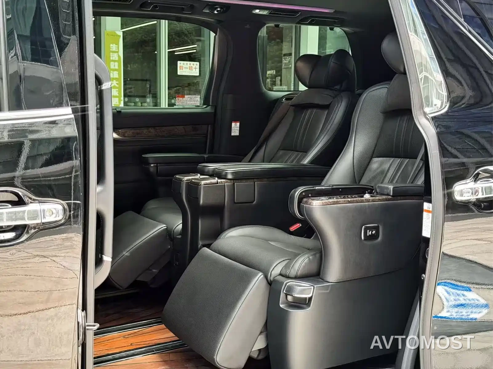 Toyota Alphard 2021 Hybrid 2.5L Premium — фото 6