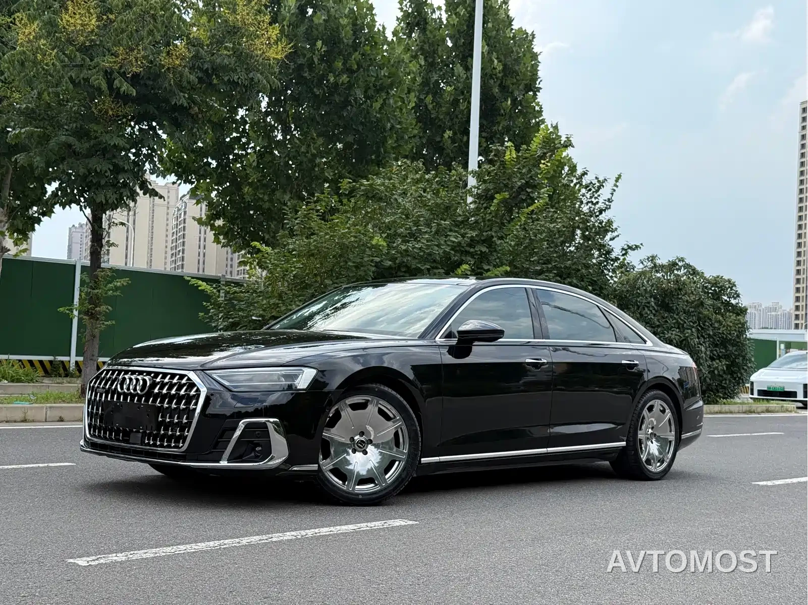 Audi A8 2021 A8L 50 TFSI quattro Comfort — фото 1