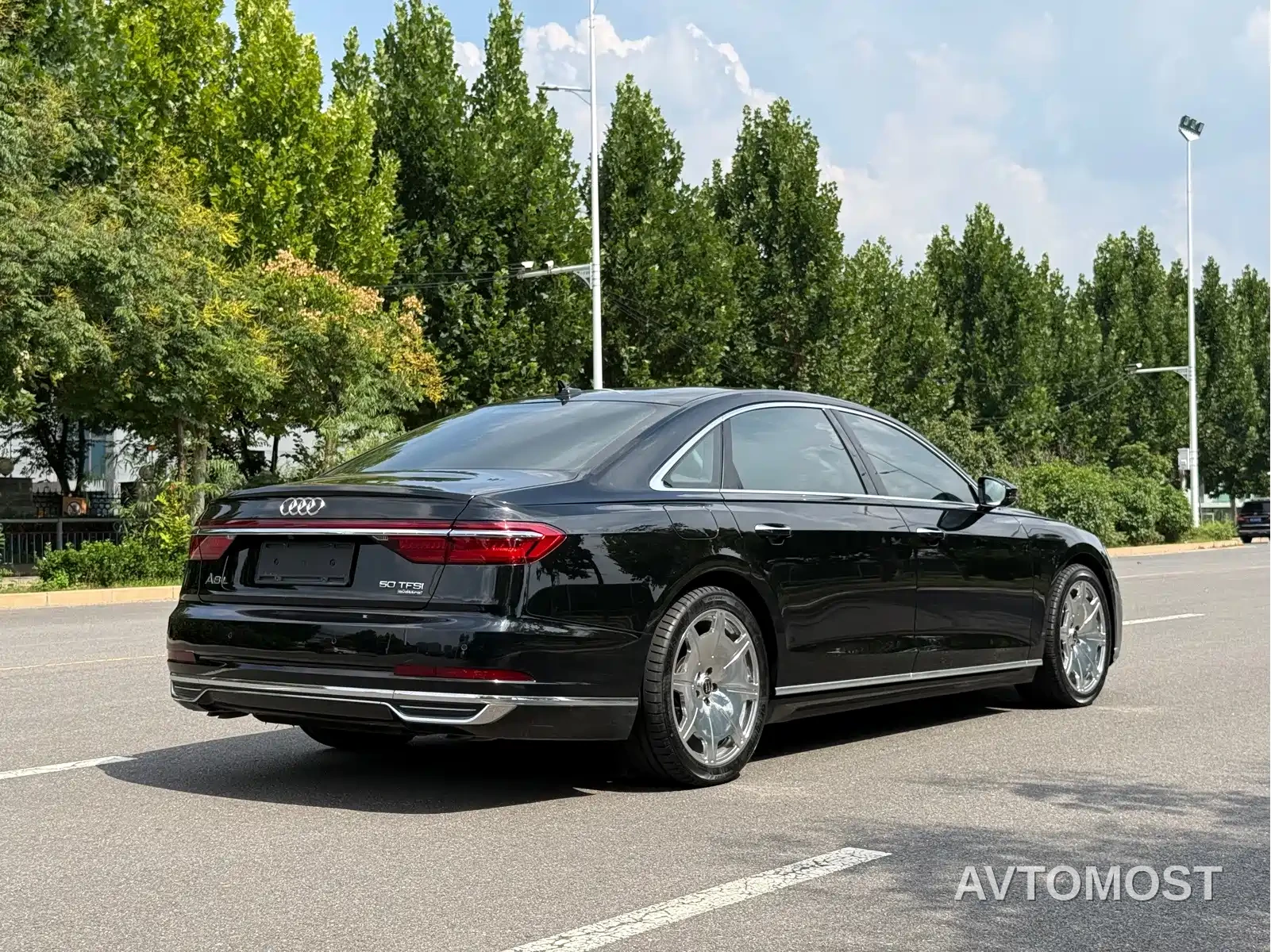 Audi A8 2021 A8L 50 TFSI quattro Comfort — фото 6