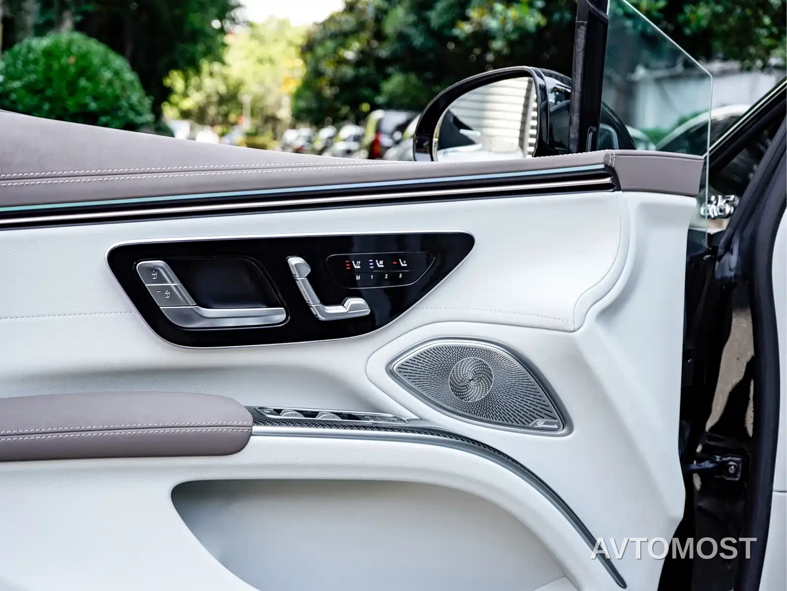 Mercedes-Benz EQS AMG 2023 AMG EQS 53 4MATIC+ — фото 20