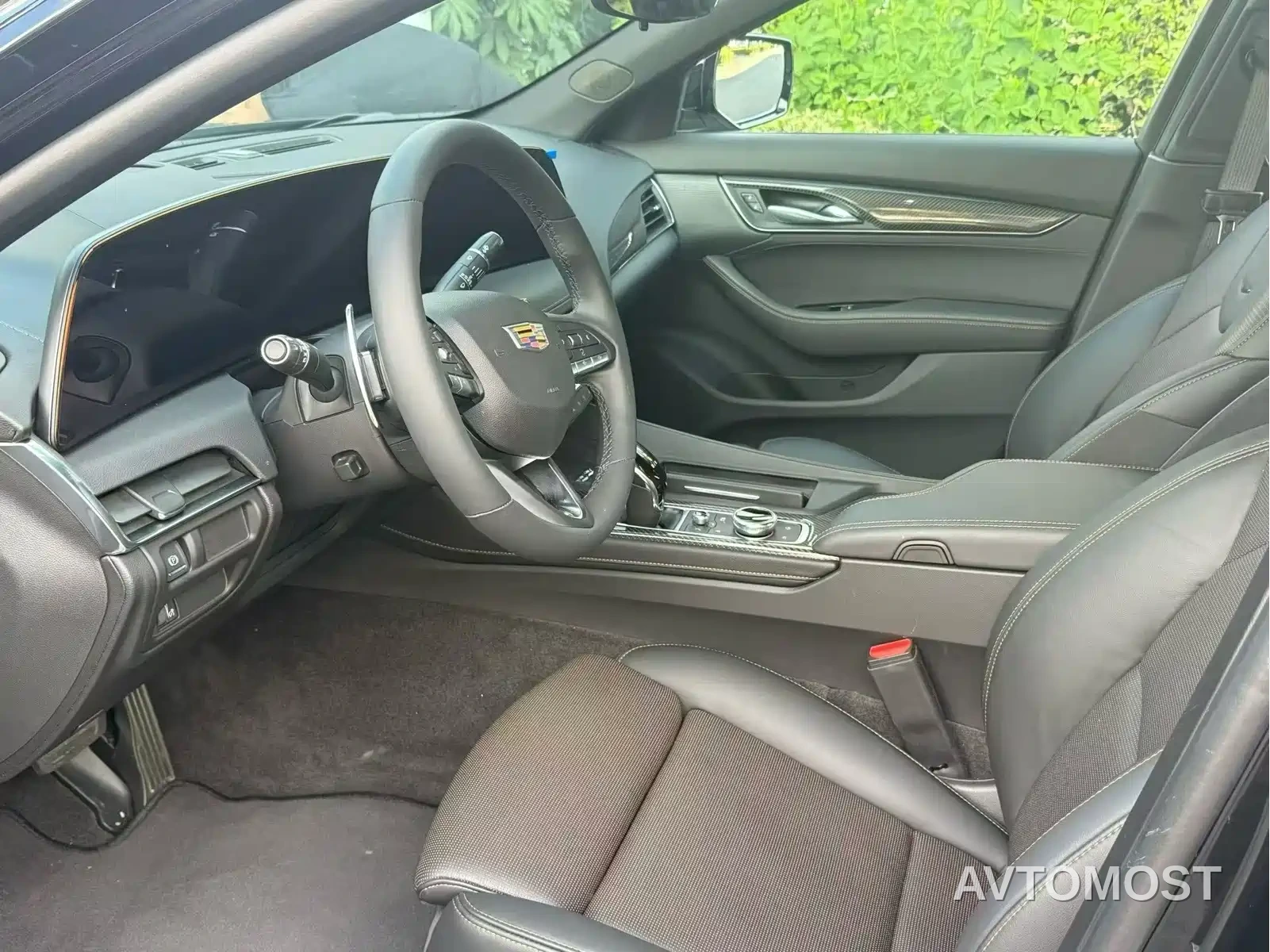 Cadillac CT5 2025 Model 28T Track Performance Edition + Peak Track Package — фото 4