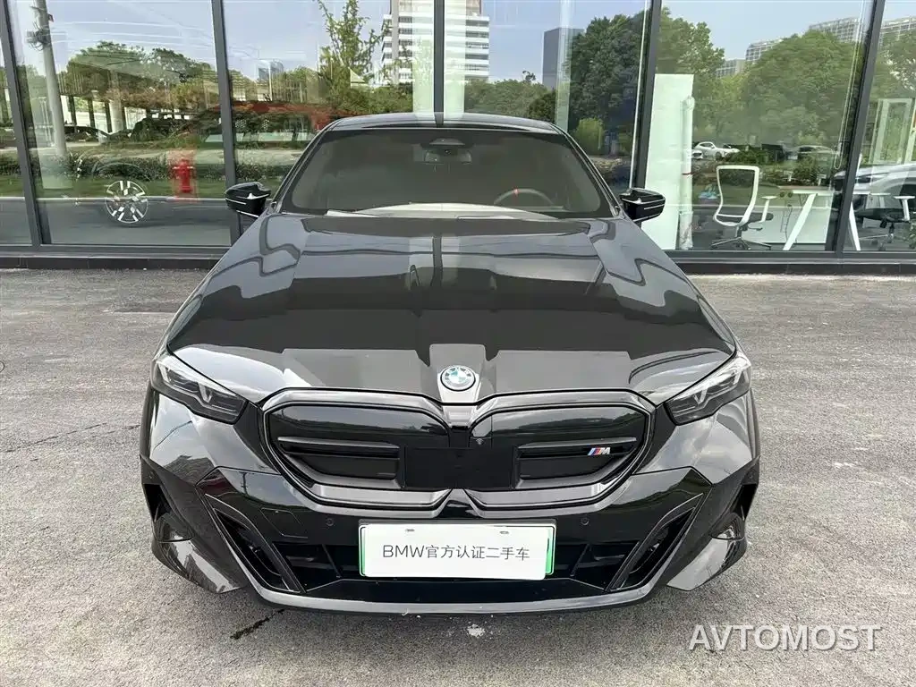 BMW i5 M60 2024 xDrive M60 — фото 2