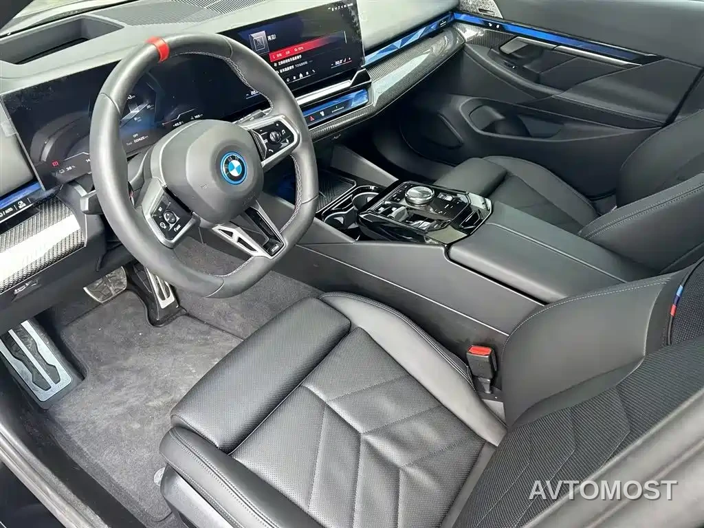 BMW i5 M60 2024 xDrive M60 — фото 11