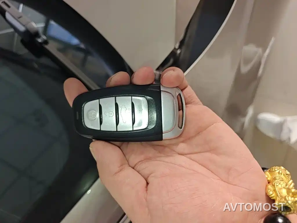 Hongqi H9 2020 2.0T Smart Connection Qi Xiang Edition — фото 9