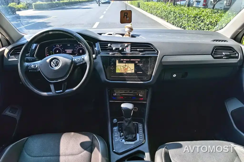 Volkswagen Tiguan L PHEV 2021 430PHEV Plug-in Hybrid Flagship — фото 12