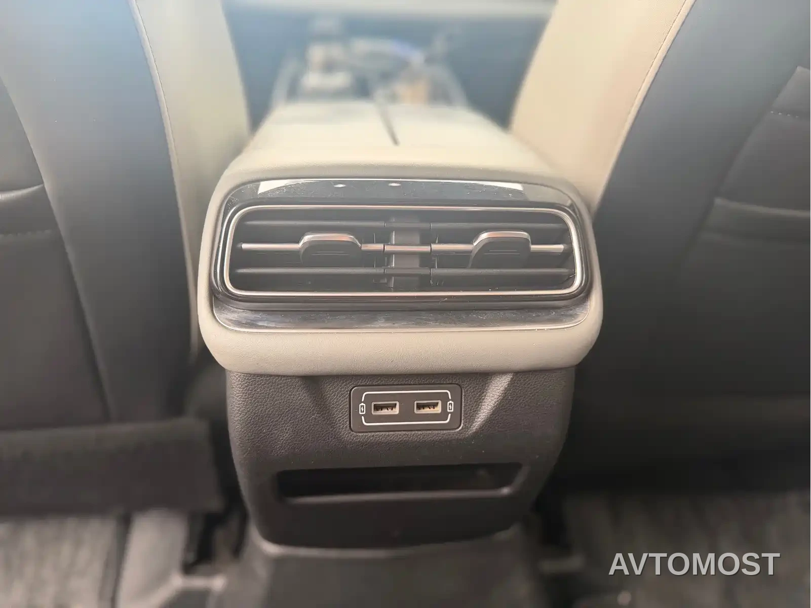 AION S Plus 2022 70 Smart Edition — фото 11