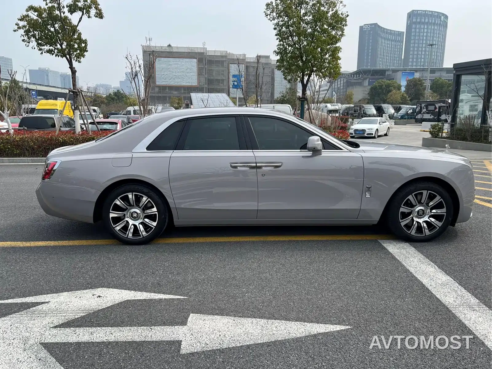 Rolls-Royce Ghost 2021 6.7T Standard Wheelbase — фото 3
