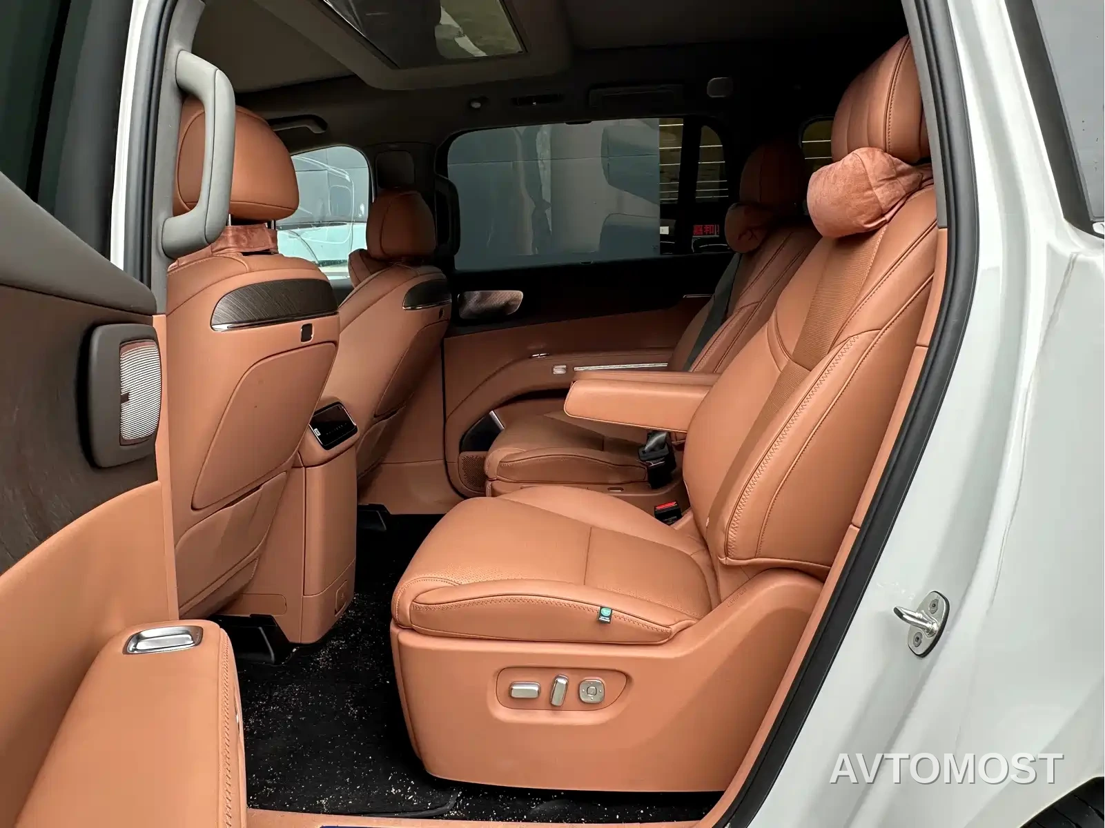 Leapmotor D Series 2026 Model Pure Electric 115kWh 6-Seater — фото 4