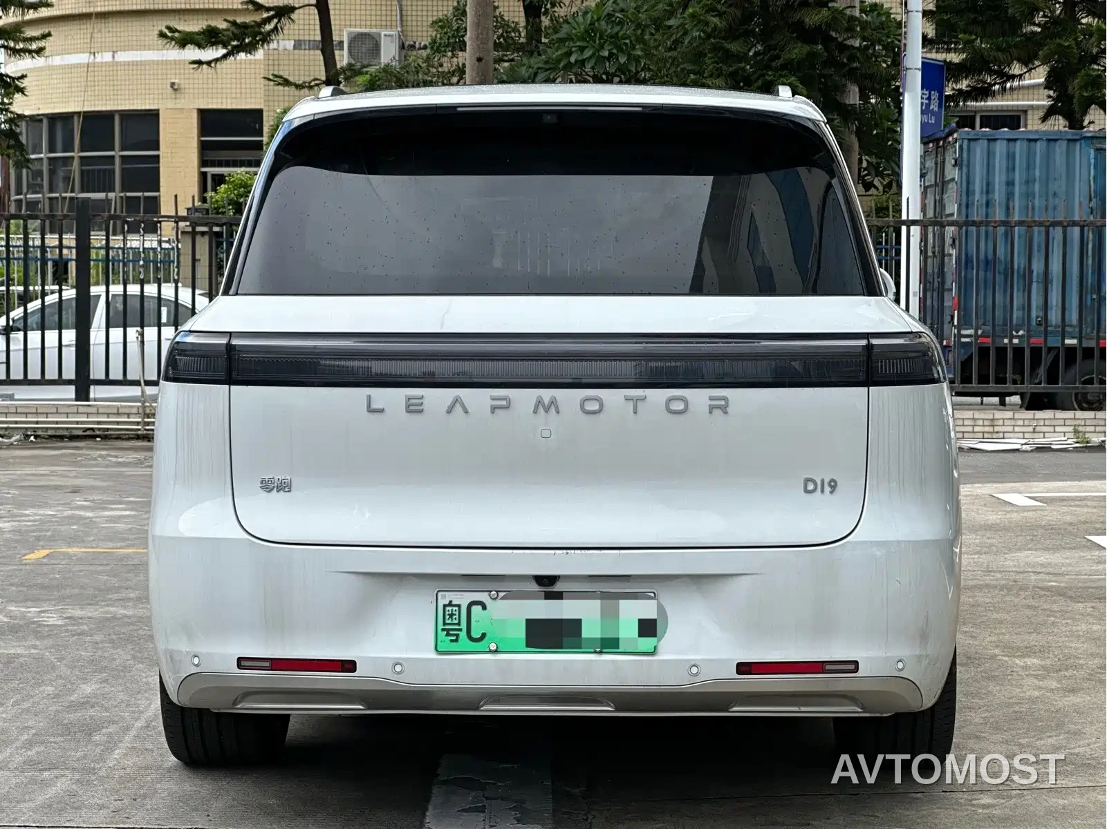 Leapmotor D Series 2026 Model Pure Electric 115kWh 6-Seater — фото 6