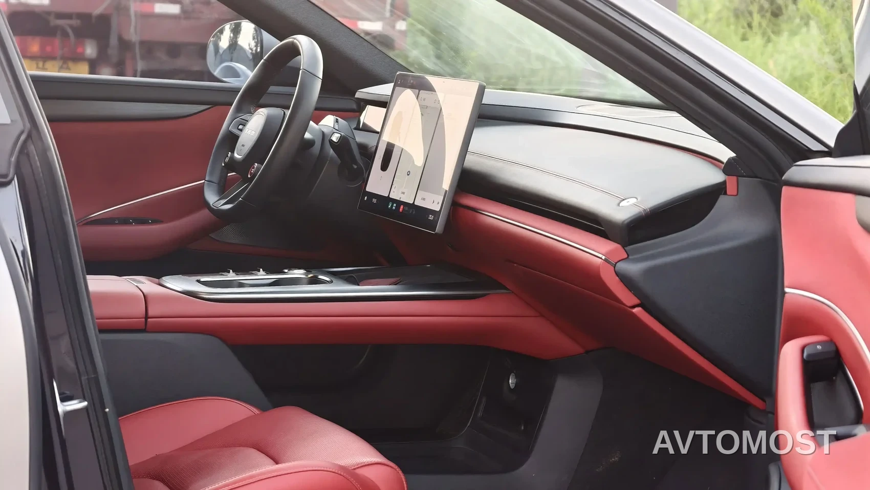 Xiaomi SU7 2024 RWD Long Range Intelligent Driving Edition — фото 9