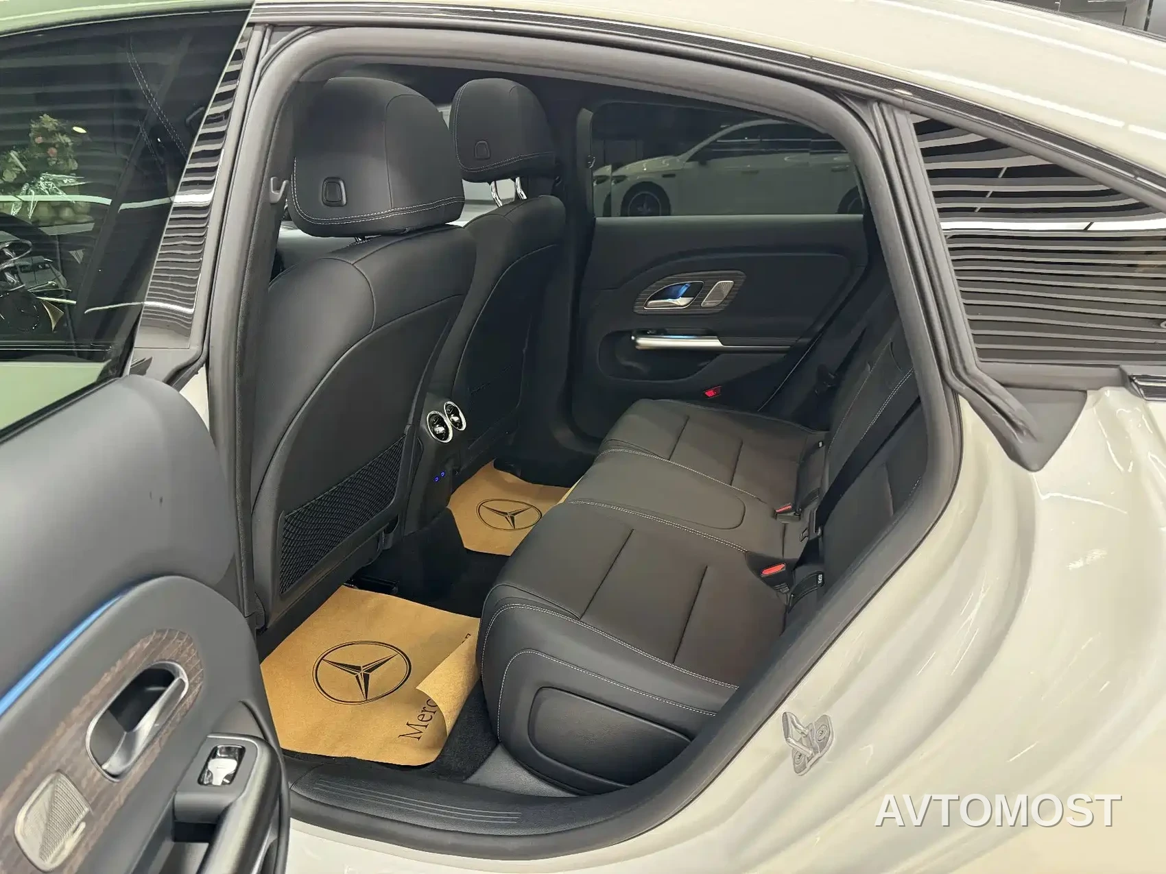 Mercedes-Benz CLA New Energy 2025 300L Fashion — фото 5