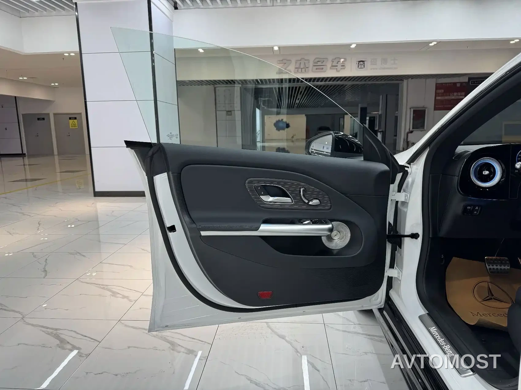Mercedes-Benz CLA New Energy 2025 300L Fashion — фото 7