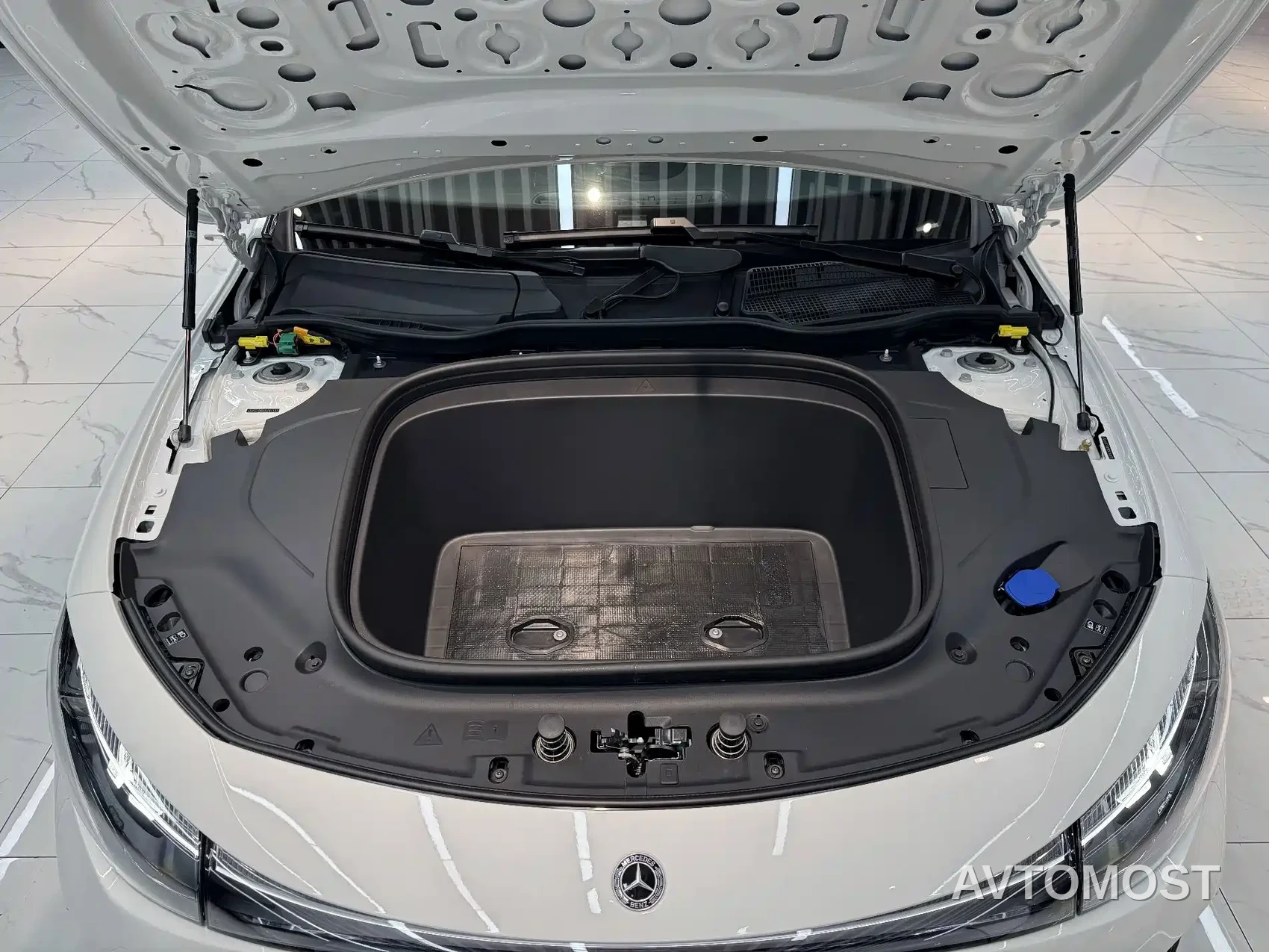 Mercedes-Benz CLA New Energy 2025 300L Fashion — фото 11