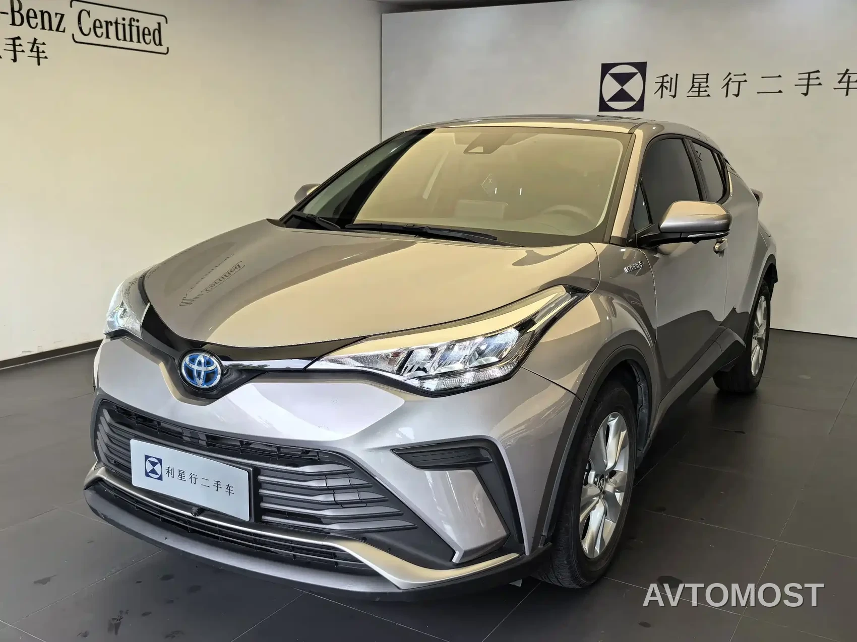 Toyota IZOA 2022 Hybrid 2.0L Yixing Edition — фото 1