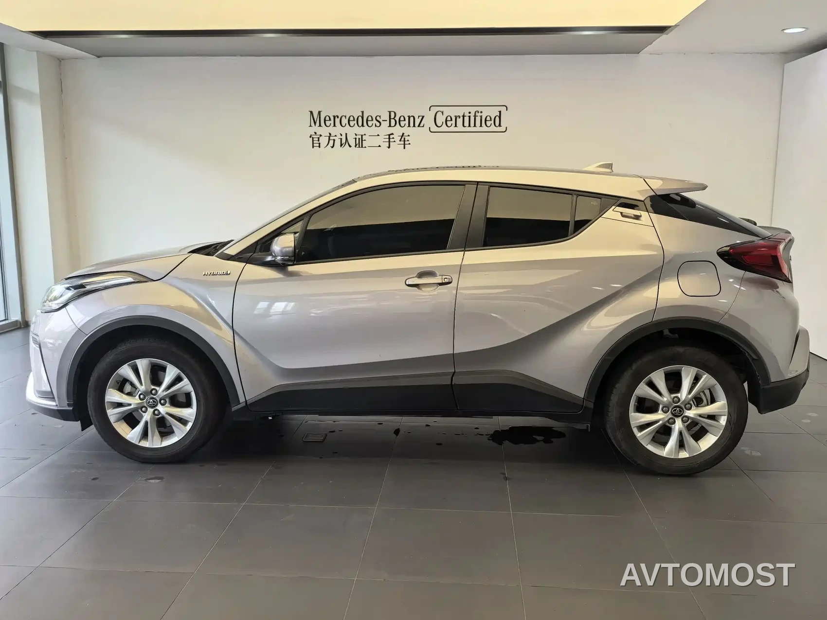 Toyota IZOA 2022 Hybrid 2.0L Yixing Edition — фото 2