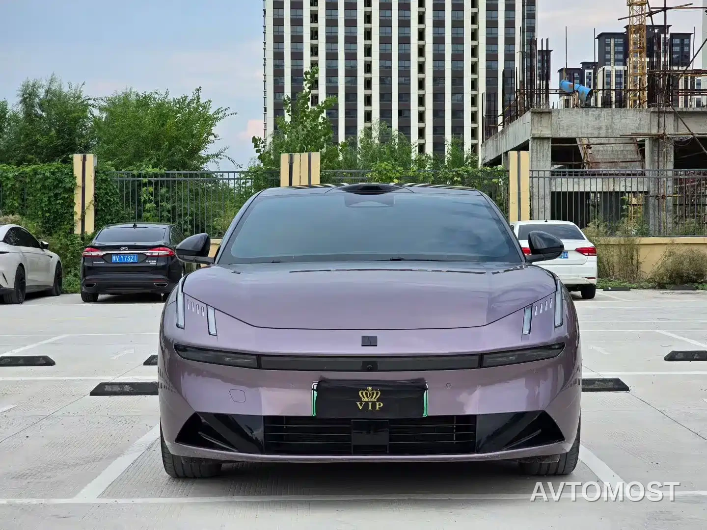 Lynk & Co 10 EM-P 2025 Model 120km Base Version — фото 2