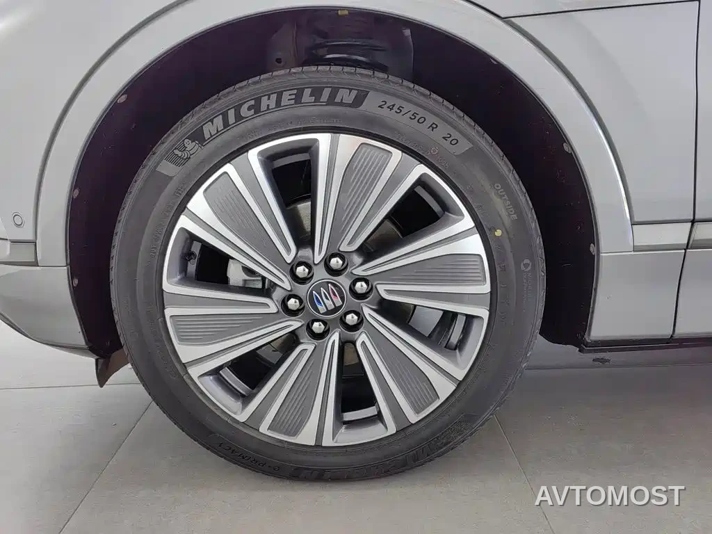 Buick E5 2023 Premium Standard Range Edition — фото 13
