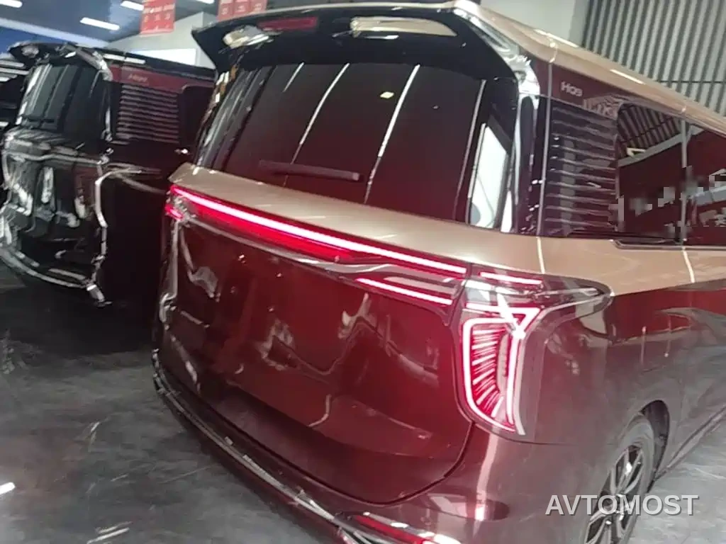 Hongqi HQ9 2023 2.0T Smart Connect Flag Smooth Edition — фото 6