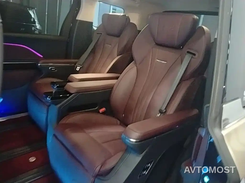 Hongqi HQ9 2023 2.0T Smart Connect Flag Smooth Edition — фото 17