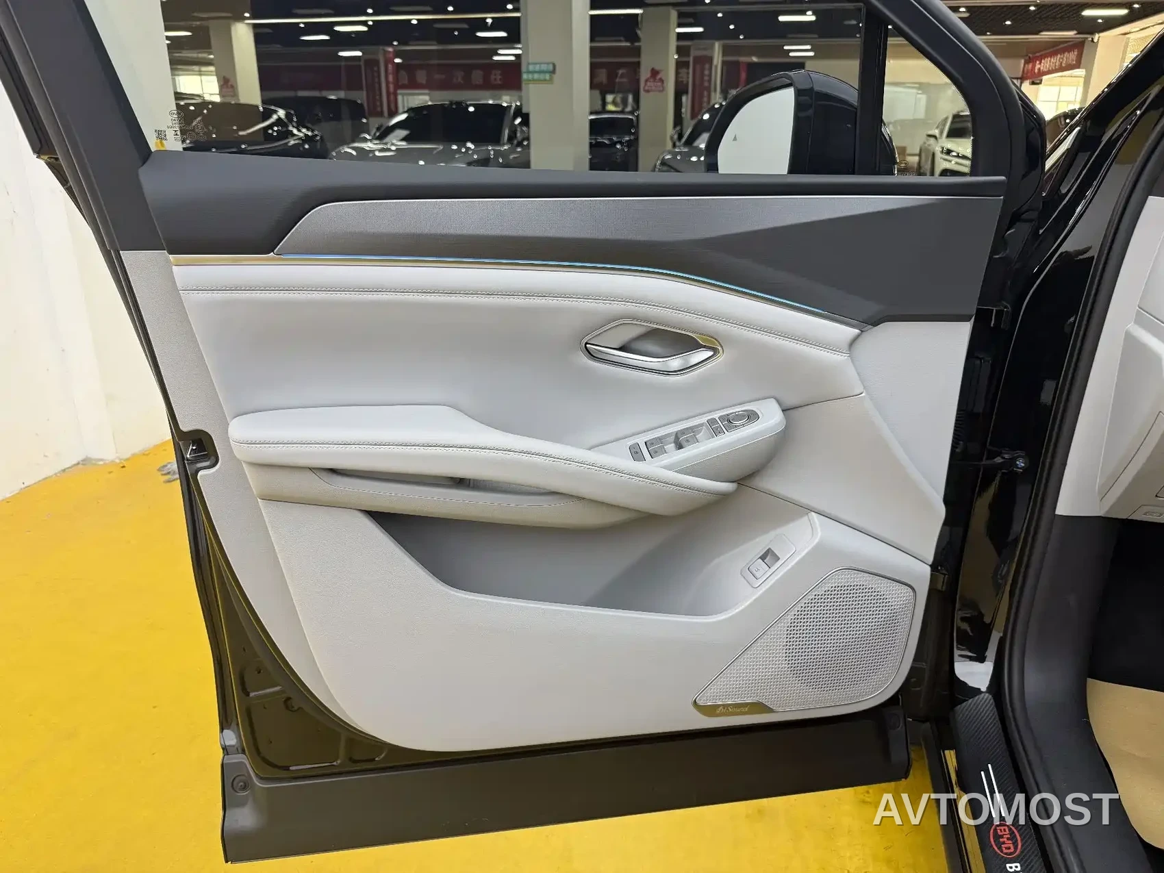 BYD Song Ultra 2026 Model Pure Electric 270kW — фото 3