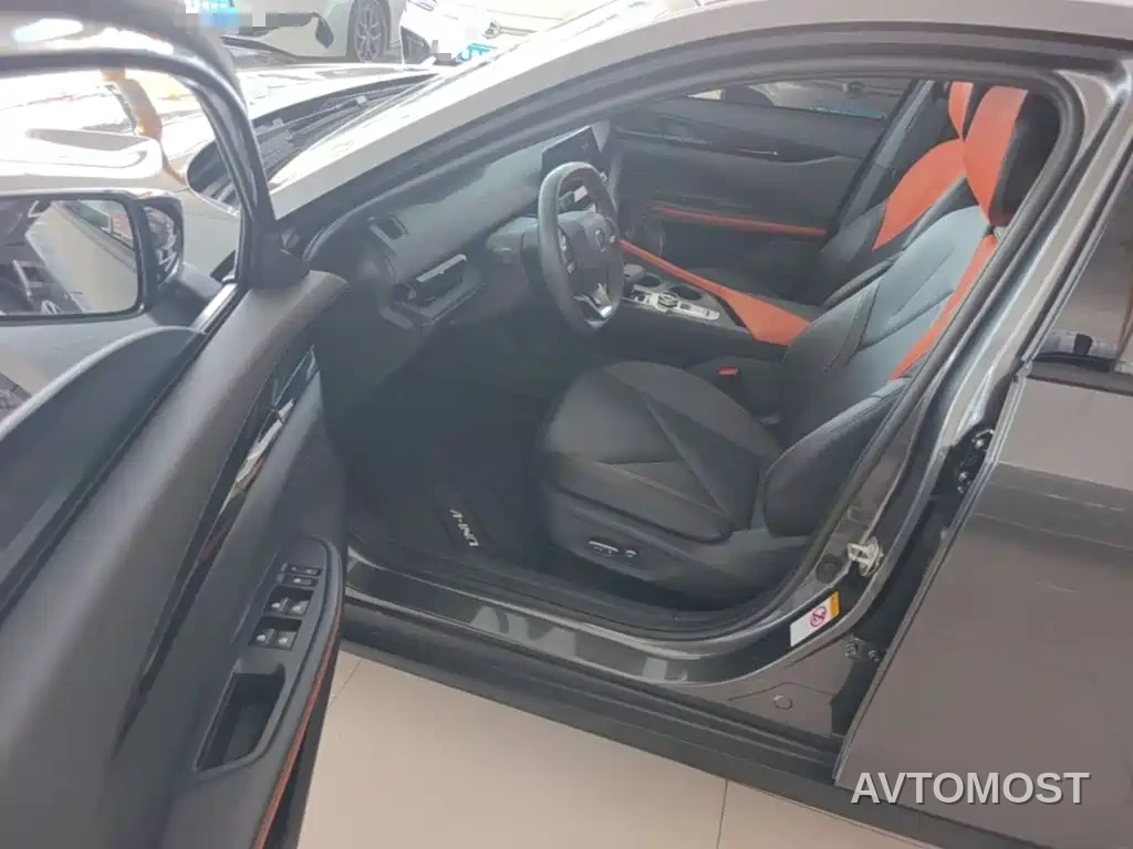 Changan UNI-V iDD 2023 ZhiDian iDD 1.5T 113km Smart Fun Edition — фото 12